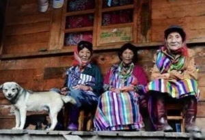 老姆登村怒族人男人有九个魂 女人有七个魂和氏族神山的传说 老姆登村怒族人男人有九个魂 女人有七个魂和氏族神山的传说